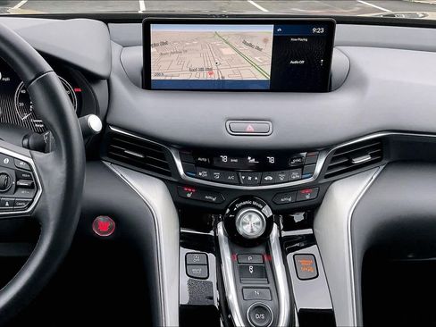 Used 2025 Acura TLX w/ Technology Package image 9