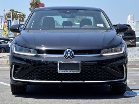 New 2026 Volkswagen Jetta SE FWD image 3