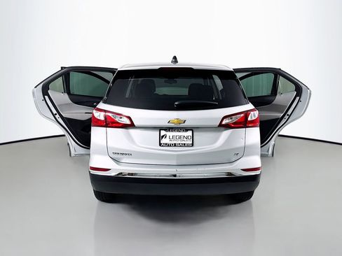 Used 2021 Chevrolet Equinox LT FWD image 19