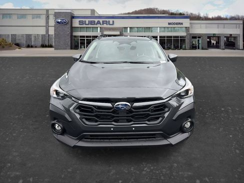 Used 2024 Subaru Crosstrek 2.0i Premium w/ Crosstrek Mirror Package AWD/4WD image 2