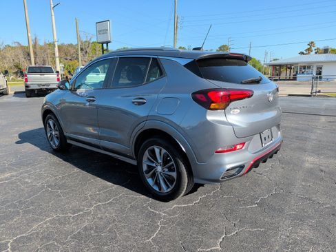Used 2022 Buick Encore GX Select w/ Sport Touring Package image 6