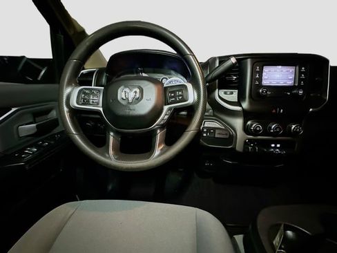 Used 2020 RAM 2500 Big Horn image 31