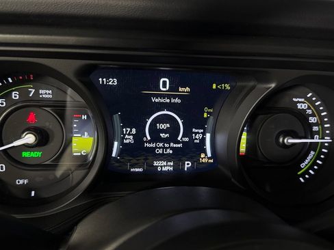 Used 2024 Jeep Wrangler Unlimited Rubicon 4xe w/ Technology Group AWD/4WD image 19