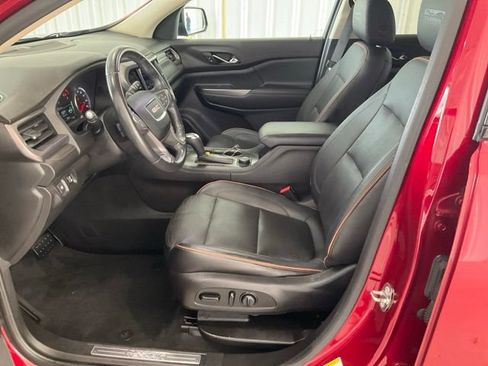 Used 2019 GMC Acadia SLT AWD/4WD image 3