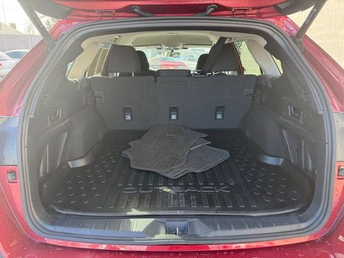 Used 2023 Subaru Outback Premium image 27