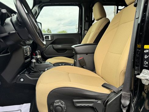 Used 2022 Jeep Wrangler Unlimited Sport AWD/4WD image 16