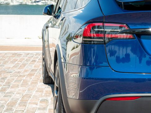 Used 2022 Tesla Model X Long Range image 43