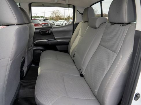 Used 2021 Toyota Tacoma SR5 image 15