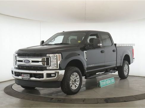 Used 2019 Ford F250 XLT w/ XLT Value Package image 10