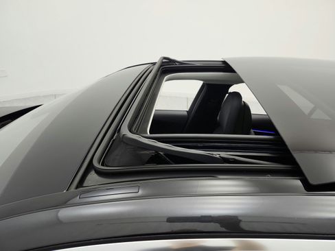 Used 2023 Mercedes-Benz C 300 Sedan image 16