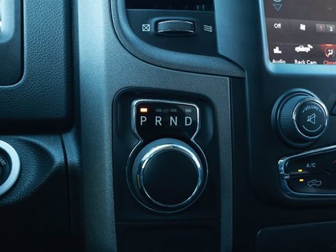 Used 2020 RAM 1500 Tradesman w/ Tradesman SXT Package RWD image 16