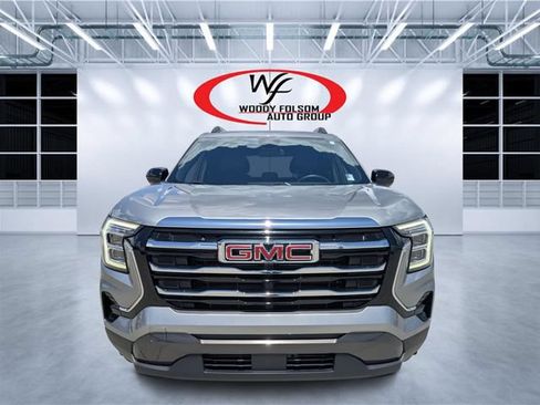 Used 2025 GMC Terrain Elevation w/ Elevation Premium Package AWD/4WD image 8