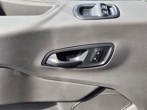 Used 2025 Ford Transit 350 XLT image 22