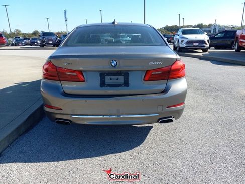 Used 2018 BMW 540i xDrive image 9