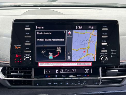 Used 2022 Toyota Sienna XSE image 21