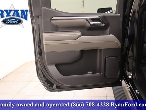 Used 2024 Chevrolet Silverado 1500 ZR2 image 11