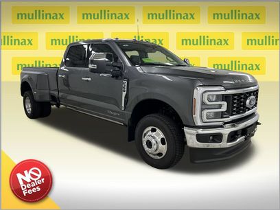 New 2026 Ford F350 Lariat w/ Lariat Ultimate Package
