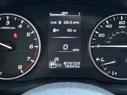 Used 2025 Subaru Forester Premium AWD/4WD image 30