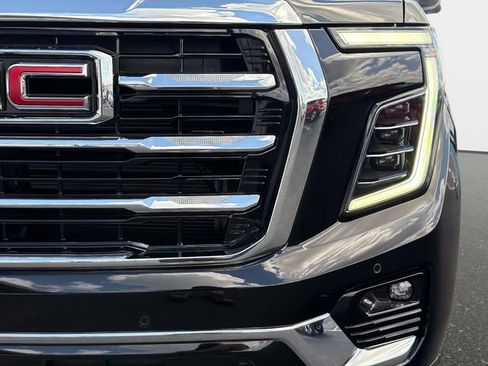 New 2026 GMC Yukon Elevation w/ Elevation Premium Package RWD image 9