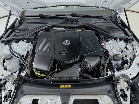 Used 2025 Mercedes-Benz E 350 Sedan image 33