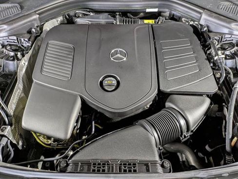Certified 2026 Mercedes-Benz GLC 300 image 21