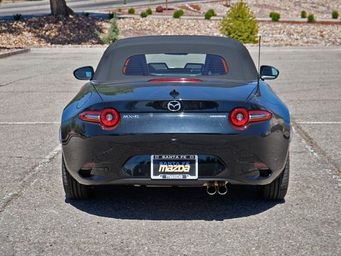 Used 2026 MAZDA MX-5 Miata Grand Touring w/ Weather Package RWD image 11