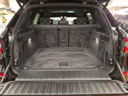 Used 2022 BMW X5 xDrive40i w/ M Sport Package AWD/4WD image 27