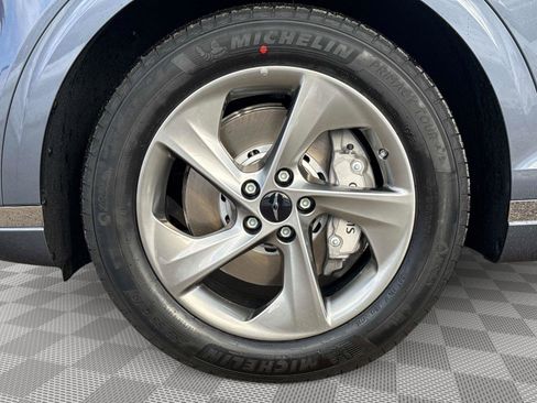 New 2026 Genesis GV70 2.5T Select AWD/4WD image 9