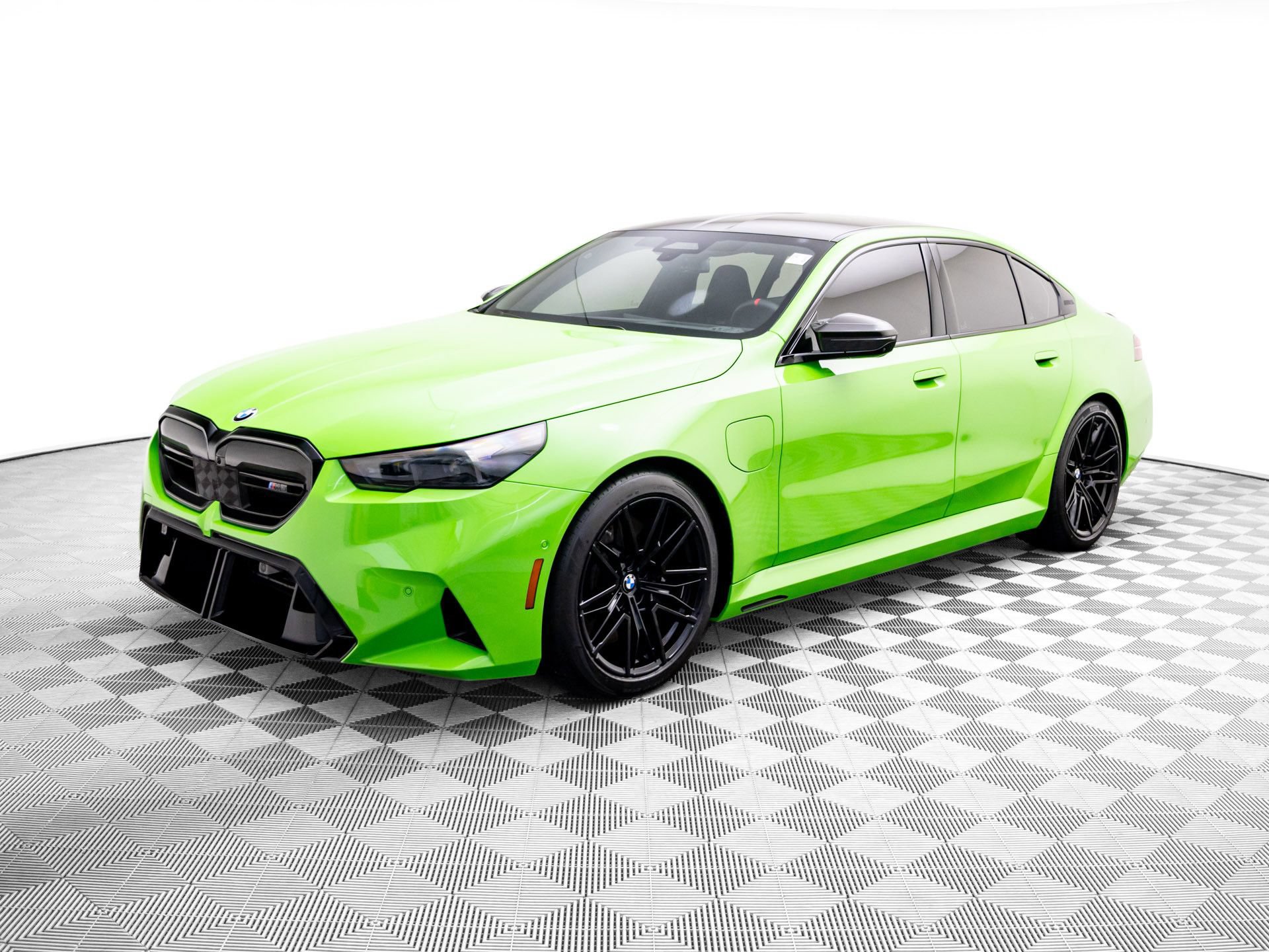 Used 2026 BMW M5 w/ Carbon Package AWD/4WD 360° Tour