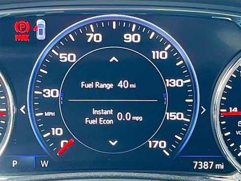 Used 2024 GMC Terrain Denali image 12