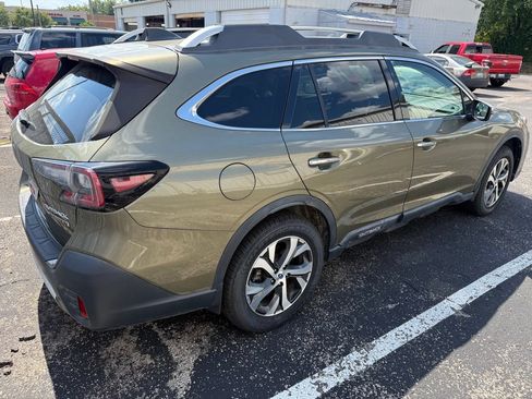 Used 2021 Subaru Outback Touring XT AWD/4WD image 4