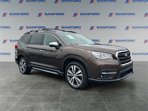 Used 2019 Subaru Ascent Touring w/ Popular Package #3 image 7