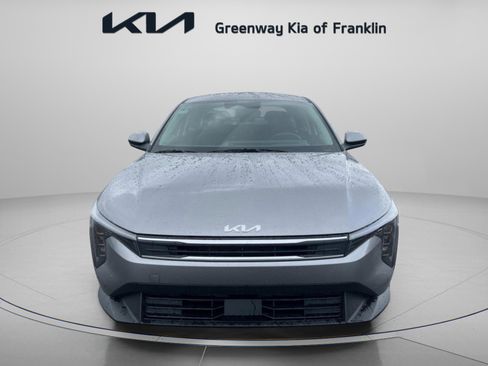 New 2025 Kia K4 LXS image 2