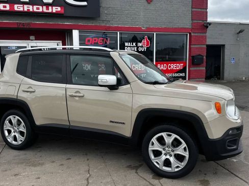 Used 2015 Jeep Renegade Limited w/ Safety & Security Group I AWD/4WD image 3