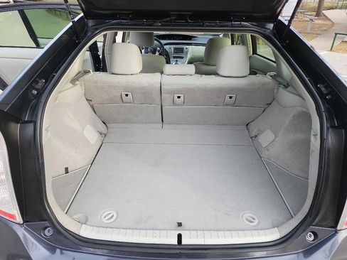 Used 2014 Toyota Prius Three image 25