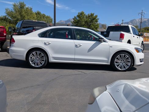 Used 2014 Volkswagen Passat 1.8T Sport image 7