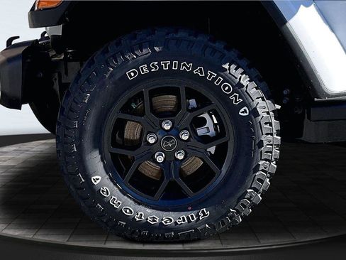 New 2026 Jeep Gladiator Mojave AWD/4WD image 11