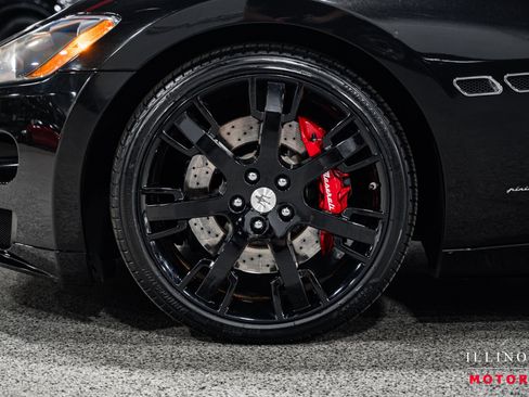 Used 2011 Maserati GranTurismo S image 10