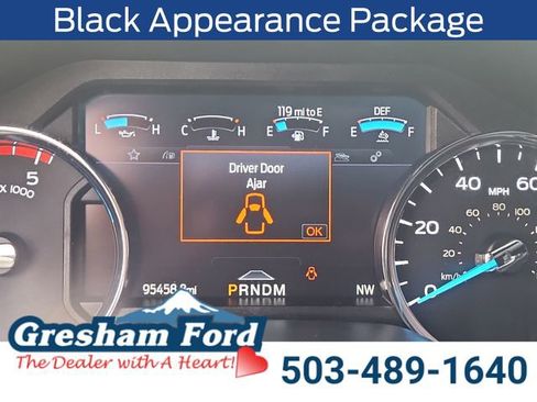 Used 2022 Ford F250 Lariat w/ Black Appearance Package image 23