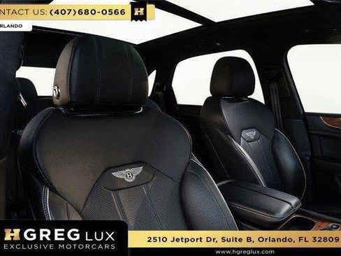 Used 2022 Bentley Bentayga image 62