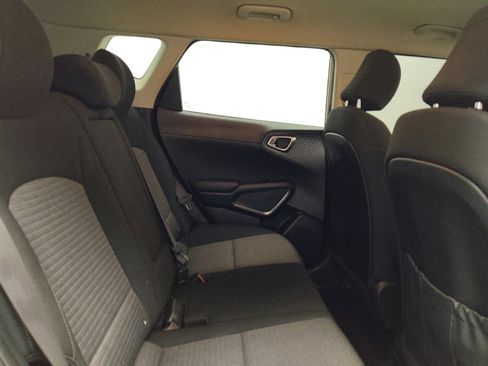 Used 2020 Kia Soul EX image 19