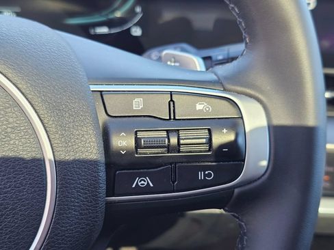 Used 2025 Kia Sportage EX w/ EX Premium Package AWD/4WD image 29