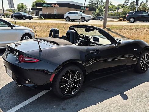 New 2026 MAZDA MX-5 Miata Grand Touring RWD image 5