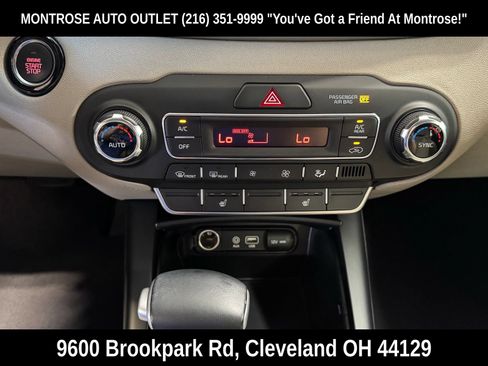 Used 2020 Kia Sorento S AWD/4WD image 23