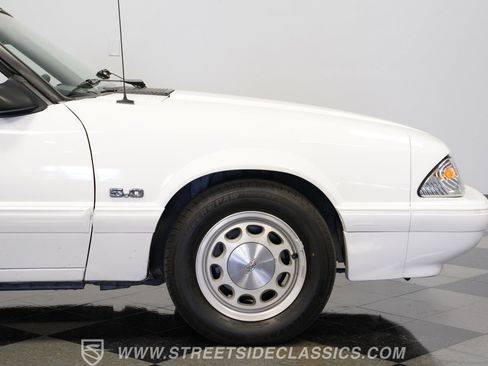 Used 1987 Ford Mustang LX image 31