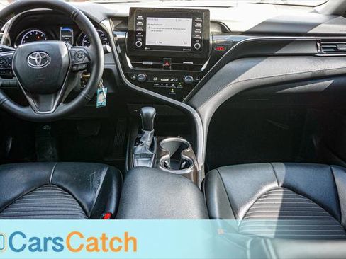 Used 2022 Toyota Camry SE FWD image 22