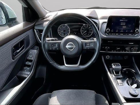Used 2022 Nissan Rogue S AWD/4WD image 5