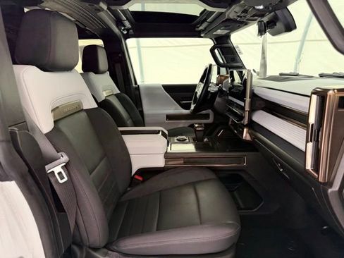 Used 2025 GMC Hummer EV 3X image 21