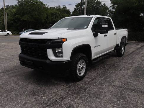 Used 2023 Chevrolet Silverado 2500 W/T w/ WT Convenience Package AWD/4WD image 3