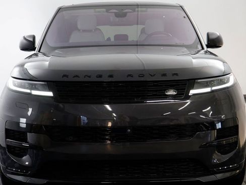 Used 2023 Land Rover Range Rover Sport SE Dynamic image 21
